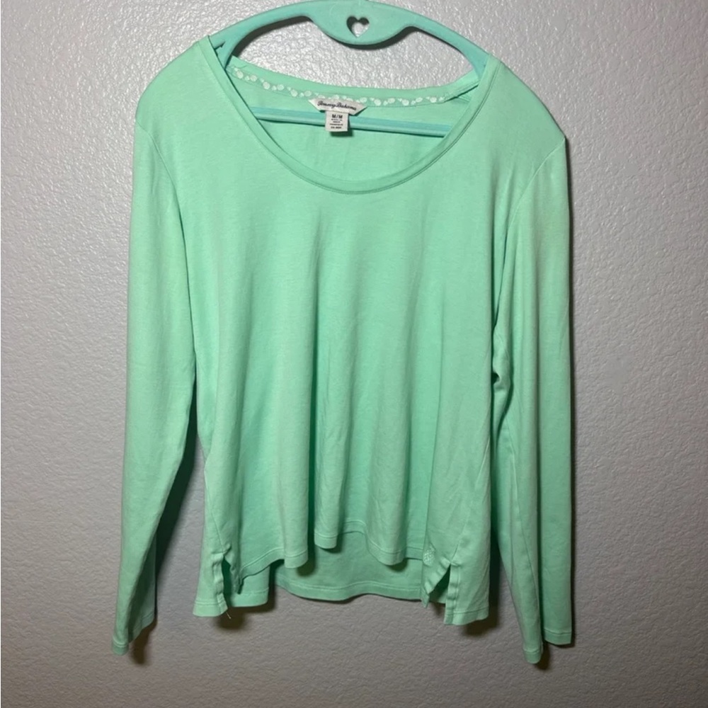 Tommy Bahama Women’s Turquoise Cotton Long Sleeve Tee Shirt-Size Medium